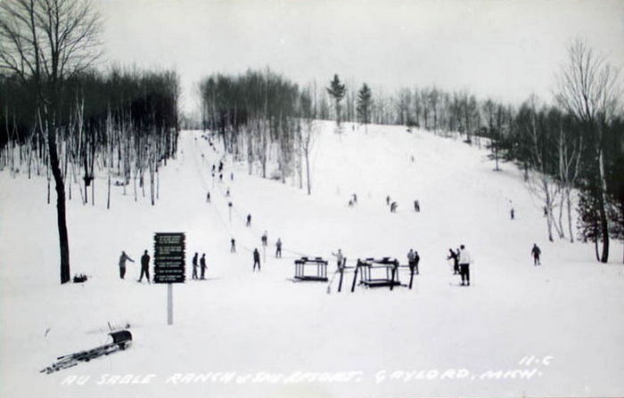 Au Sable Ranch and Ski Resort (Au Sable Ski Ranch) - Vintage Postcard